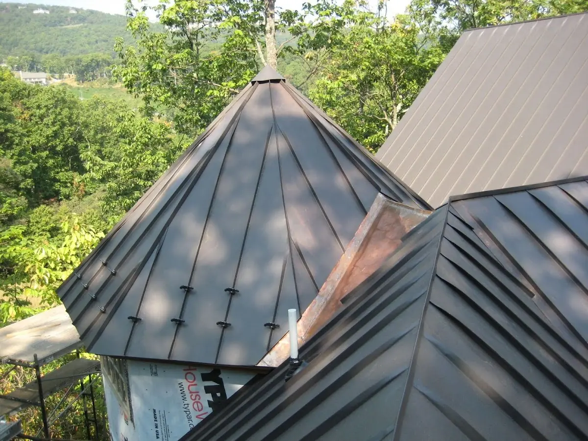 Professional Roof Tarp Installation by Craftsman Roofing in Beverly